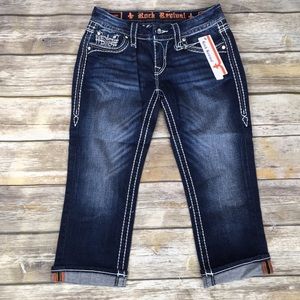 NWT Rock Revival Clover Capris